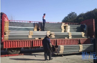 9.6米回程車裝建材