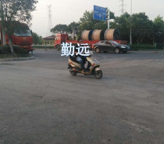 13米返程車裝電纜路邊盤等卸貨